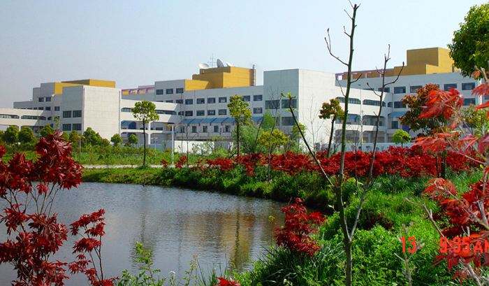 硅湖职业技术学院